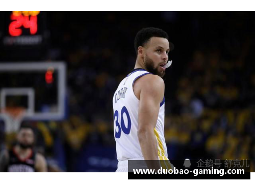 库里成为NBA历史第二位三分命中超过3000球的球员：射手传奇再续新篇章